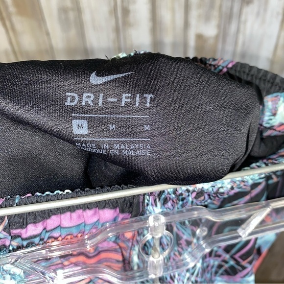 Nike Black Palm Shorts - Picture 4 of 4